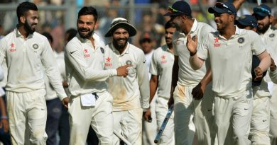 The Indian players are all smiles after completing the series win, India v England, 4th Test, Mumbai, 5th day, December 12, 2016 ©AFP