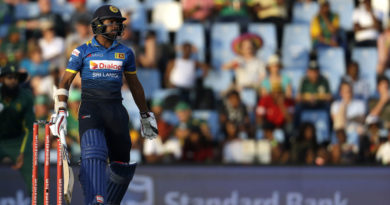 Niroshan Dickwella made a punchy 39 before holing out to mid-off, South Africa v Sri Lanka, 5th ODI, Centurion, February 10, 2017 ©Associated Press