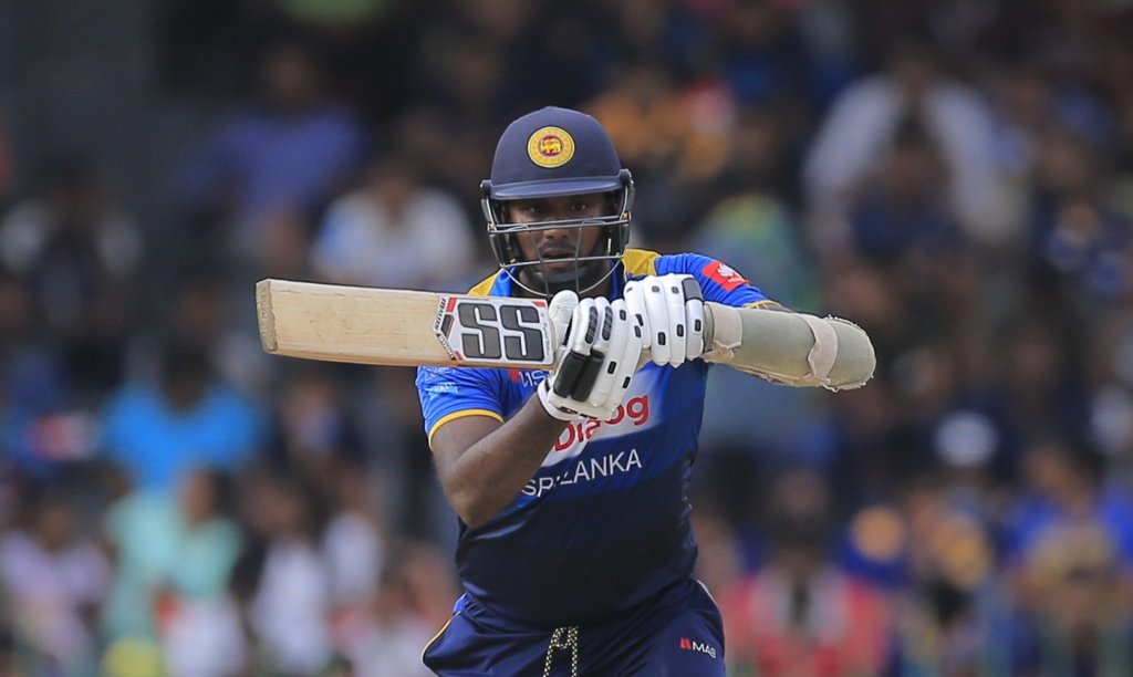 Angelo Mathews plays a shot on his way to top scoring for Sri Lanka, Sri Lanka vs South Africa, 5th ODI, Colombo, August 12, 2018 ©Associated Press