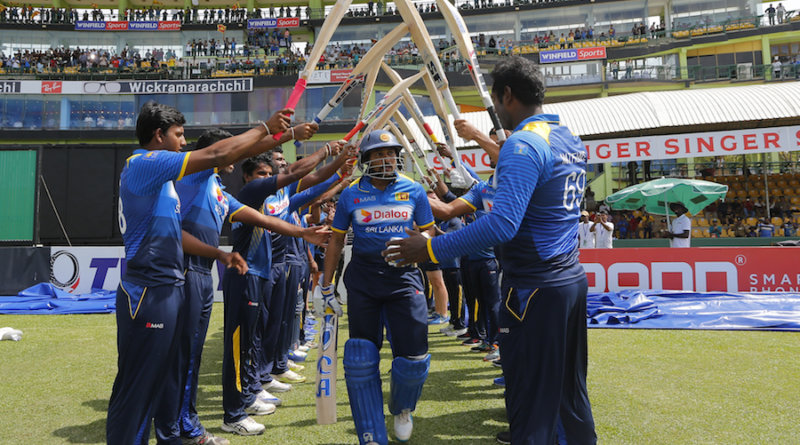 Tillakaratne Dilshan is greeted as he walks out to bat in his final ODI © Associated Press