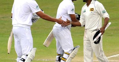 Tillakaratne Dilshan celebrated his first Test win as captain © AFP