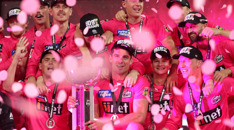 The Sydney Sixers players soak in the win © Getty Images