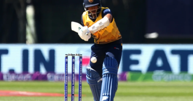 Kusal Mendis has his eyes on the ball•Oct 20, 2022•ICC via Getty Images