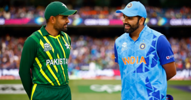 Rohit Sharma and Babar Azam catch up during the toss•Oct 23, 2022•Getty Images/ICC