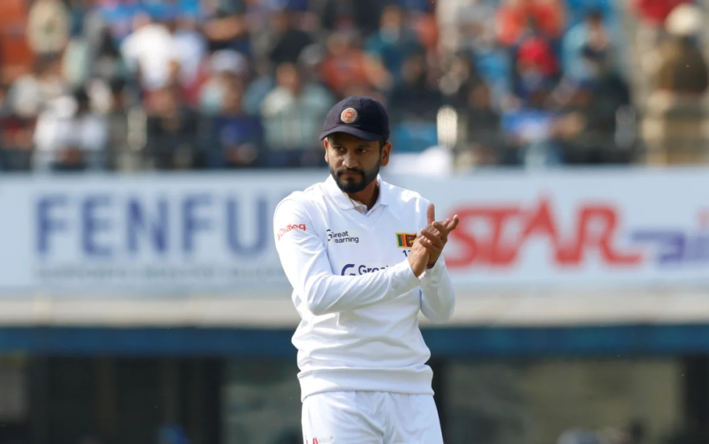 Dimuth Karunaratne rallies his fielders•Mar 04, 2022•BCCI