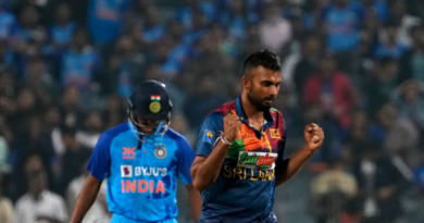 Dasun Shanaka dismissed Axar Patel in the final over to seal the match•Jan 05, 2023•Associated Press