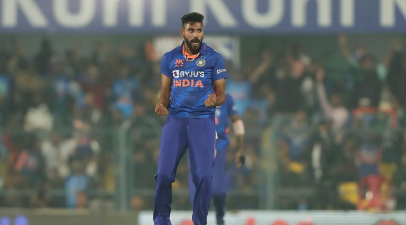 Mohammed Siraj is pumped up after cleaning up Kusal Mendis for a duck•Jan 10, 2023•BCCI