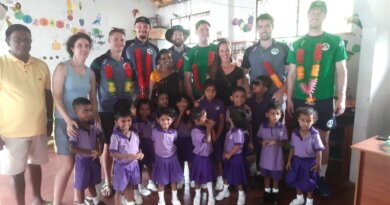 Irish cricketers make a charity visit to Hikkaduwa Ireland Cricket