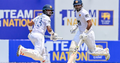 Kusal Mendis and Dimuth Karunaratne during their century stand•Apr 16, 2023•AFP/Getty Images