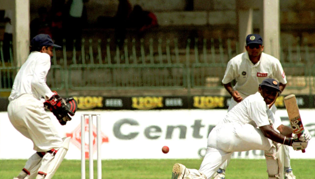 Sanath Jayasuriya sweeps on his way to a triple-century•Aug 05, 1997•Associated Press