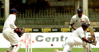 Sanath Jayasuriya sweeps on his way to a triple-century•Aug 05, 1997•Associated Press