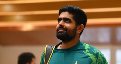Babar Azam is all smiles as he enters the Eden Gardens for the all-important clash•Nov 11, 2023•Getty Images