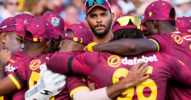 Brandon King joins West Indies' huddle ahead of the third ODI•Dec 09, 2023•Associated Press