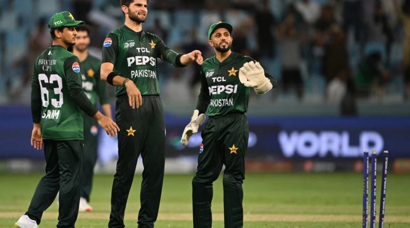 Shaheen Shah Afridi in the middle•Sep 12, 2025•Associated Press